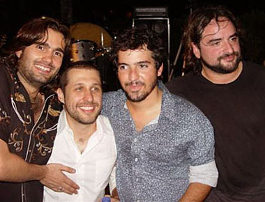 Taska: Fabricio Gonzales, Inho, Leandro Parente e Miduca Carvalho