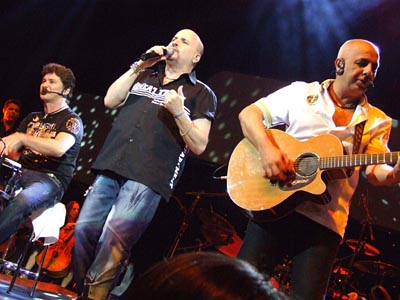 Roupa Nova se apresenta pela primeira vez no Circo Voador