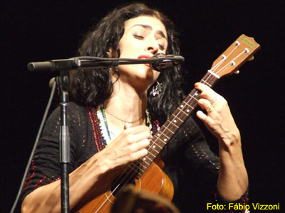 Vídeos: Marisa Monte em ‘Não é proibido’